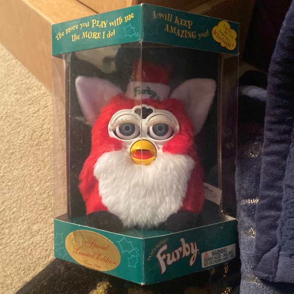 Santa Furby